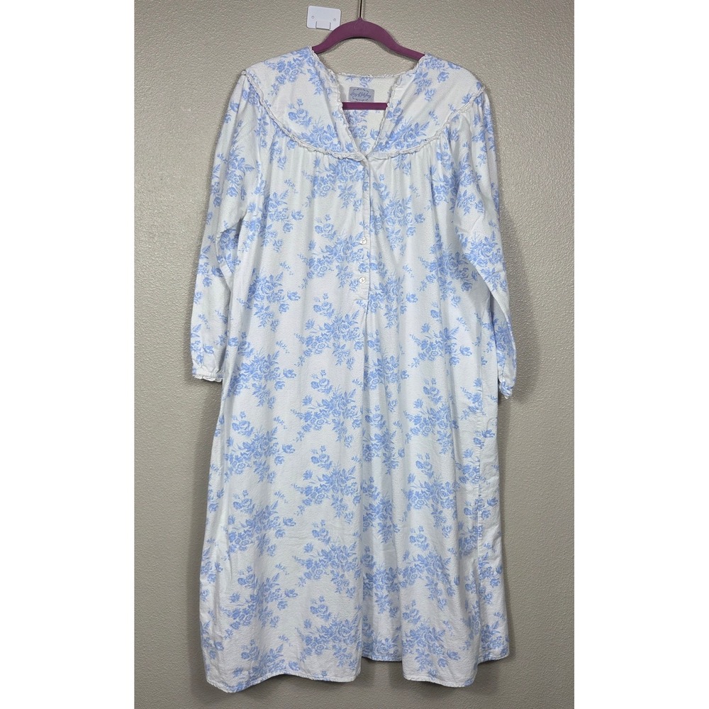 Lanz of Salzburg Blue Floral Cotton Flannel Nightgown Women's M Cottagecore